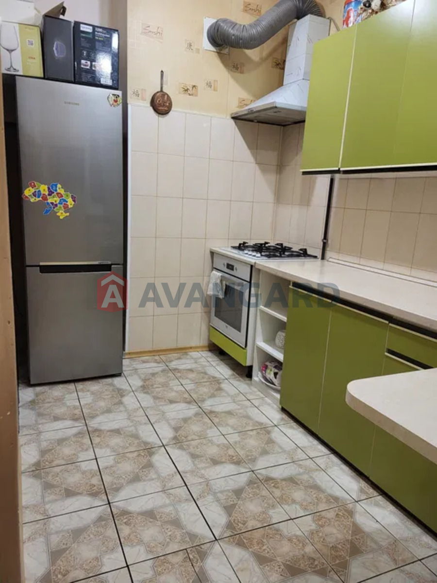 3 ��. ��������, 73/-/9 ��. �., 3/4 ������ ���� 2