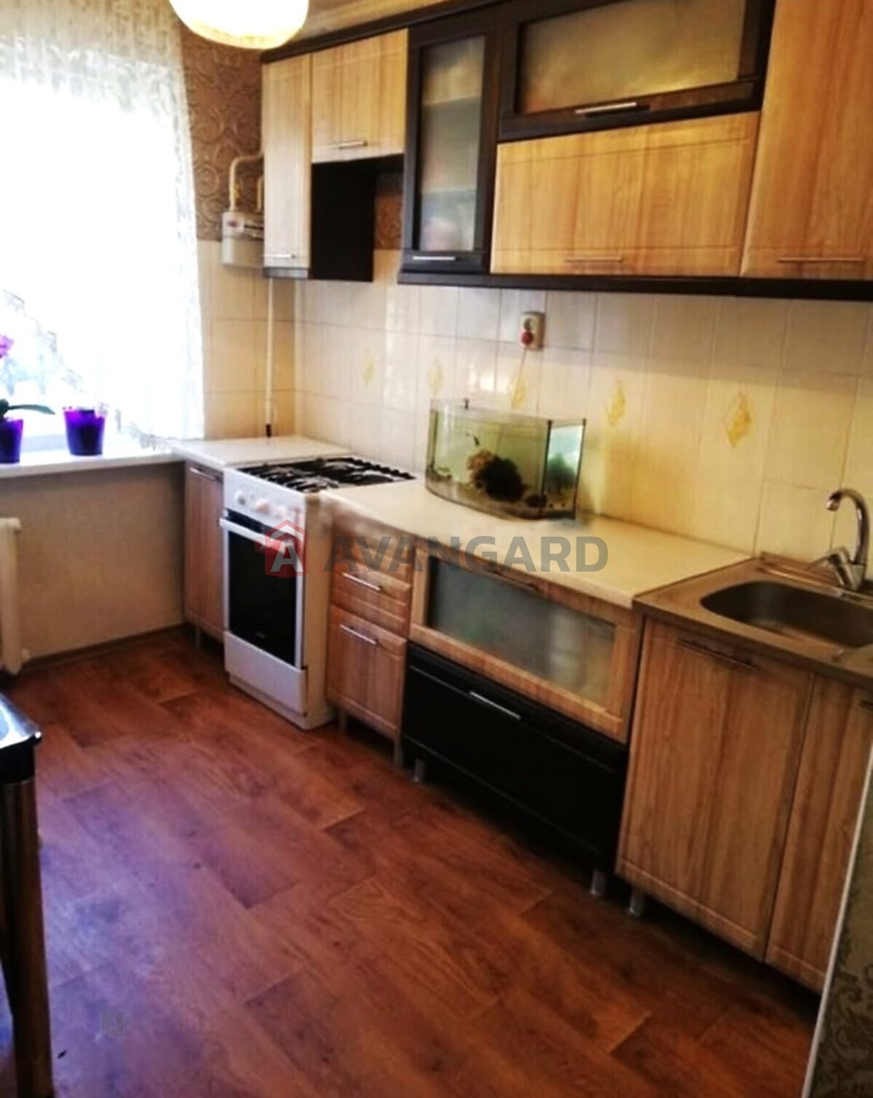 3 ��. ��������, 61/60/8 ��. �., 1/9 ������ ���� 13