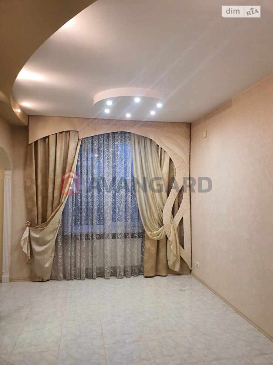 2 ��. ��������, 55/-/- ��. �., 2/4 ������ ���� 6