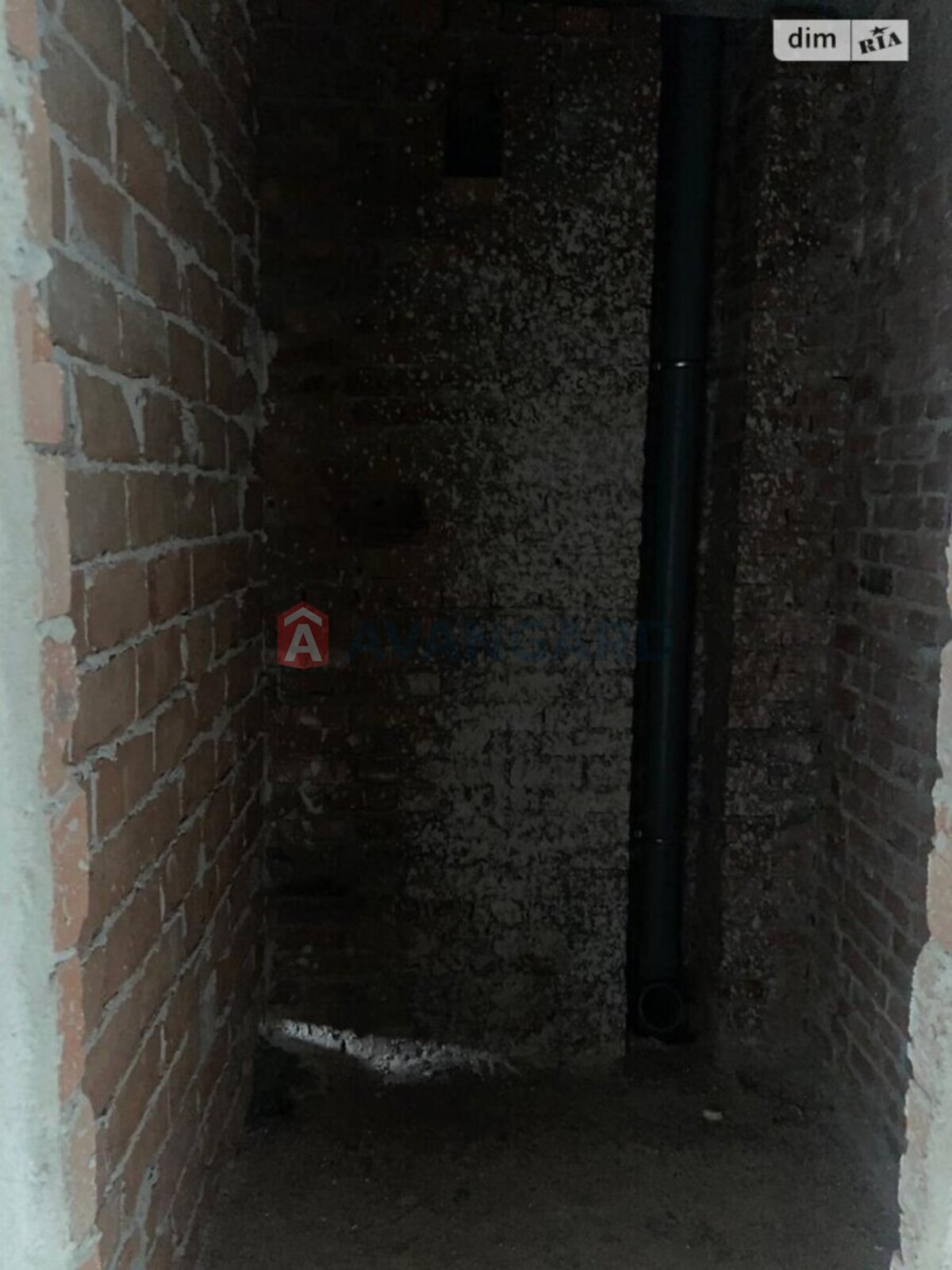 3 ��. ��������, 103/70/12 ��. �., 9/10 ������ ���� 11