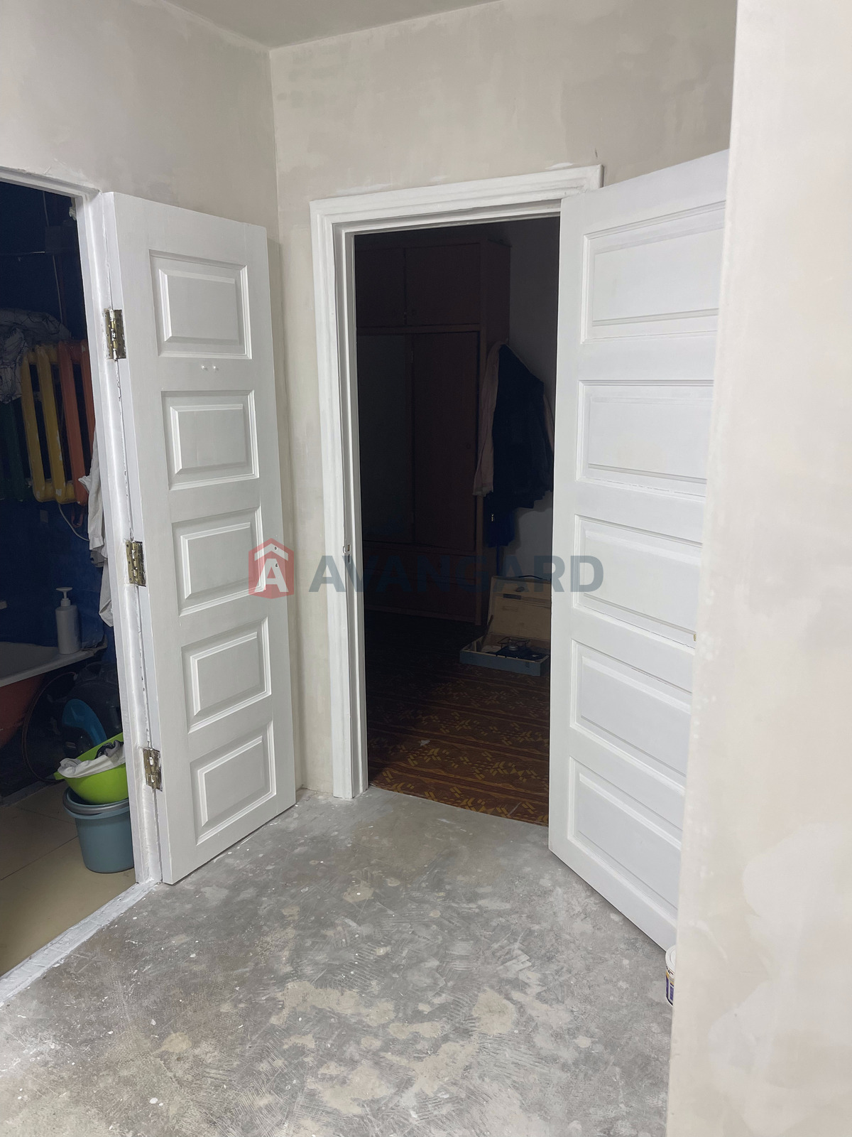 4 ��. ��������, 84/-/7 ��. �., 1/9 ������ ���� 24