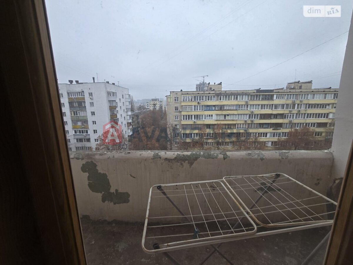 2 ��. ��������, 60/33/9 ��. �., 8/10 ������ ���� 12