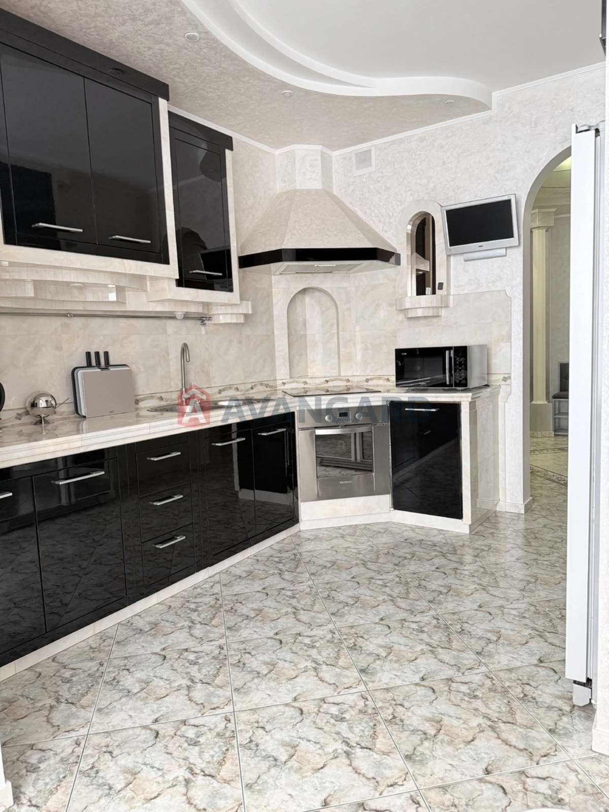 2 ��. ��������, 72/40/12 ��. �., 2/19 ������ ���� 2