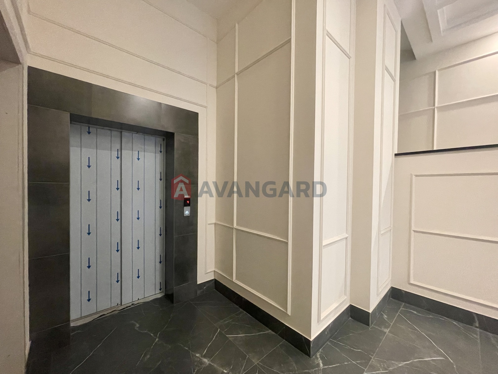 2 ��. ��������, 72/52/13 ��. �., 7/8 ������ ���� 10