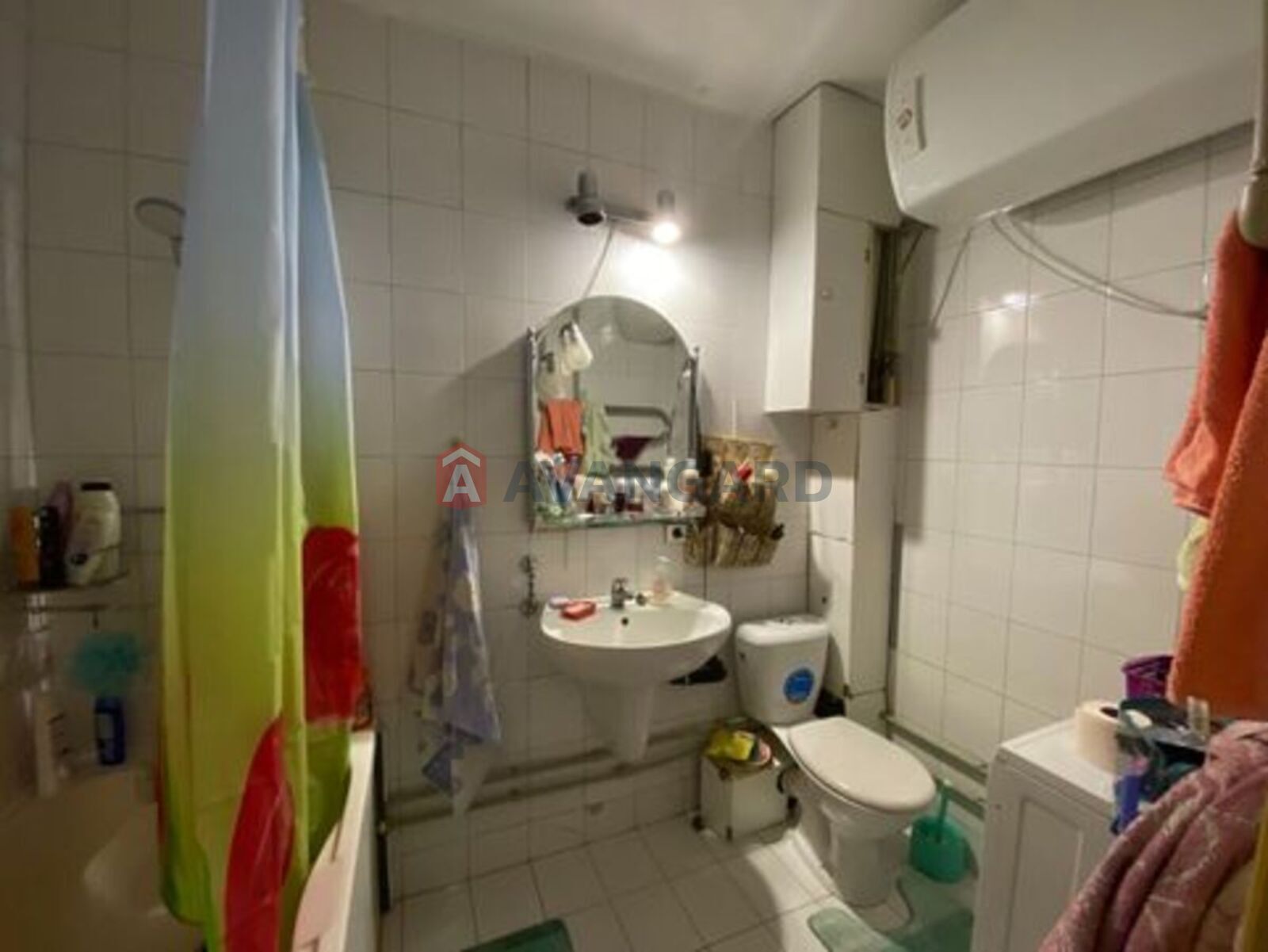 3 ��. ��������, 69.1/41.3/9.8 ��. �., 4/14 ������ ���� 12