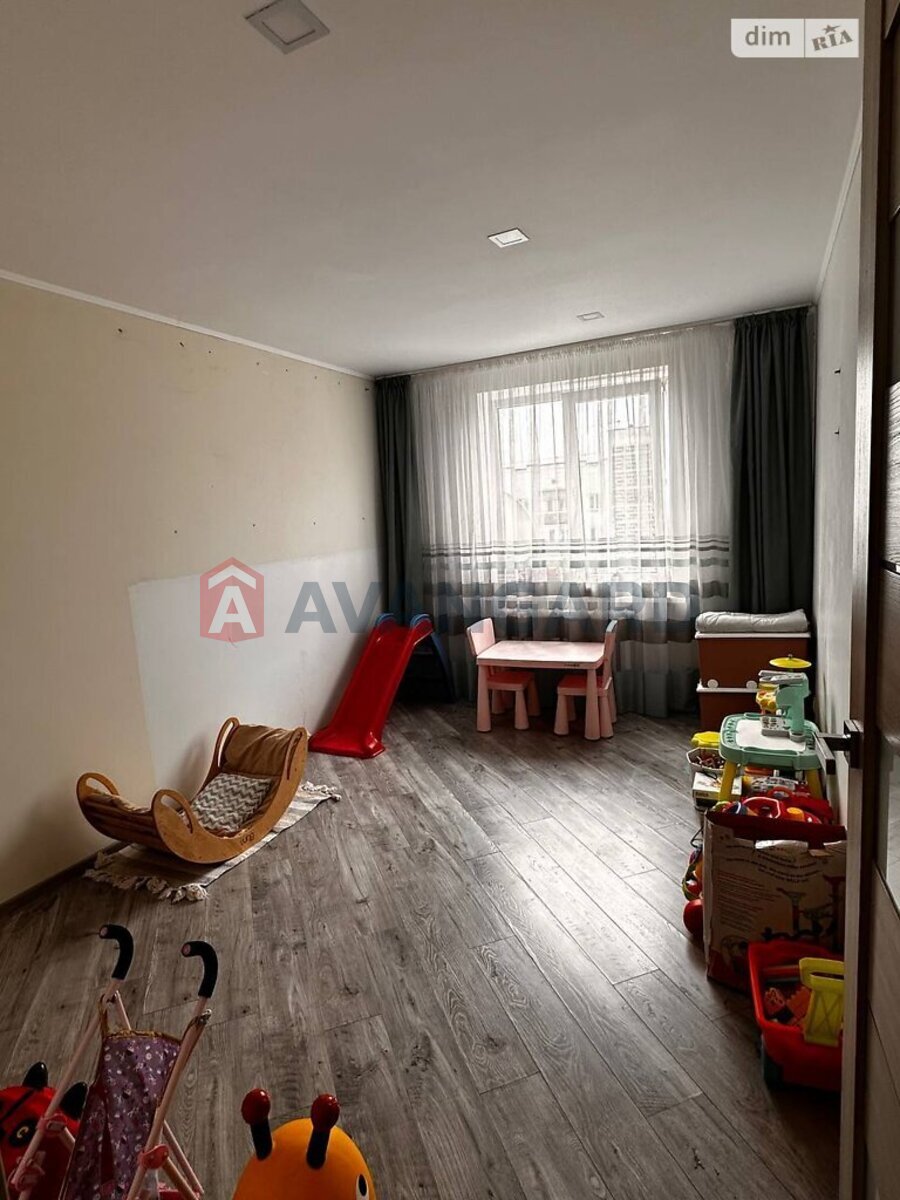 3 . , 65/37/7 . ., 9/9   4