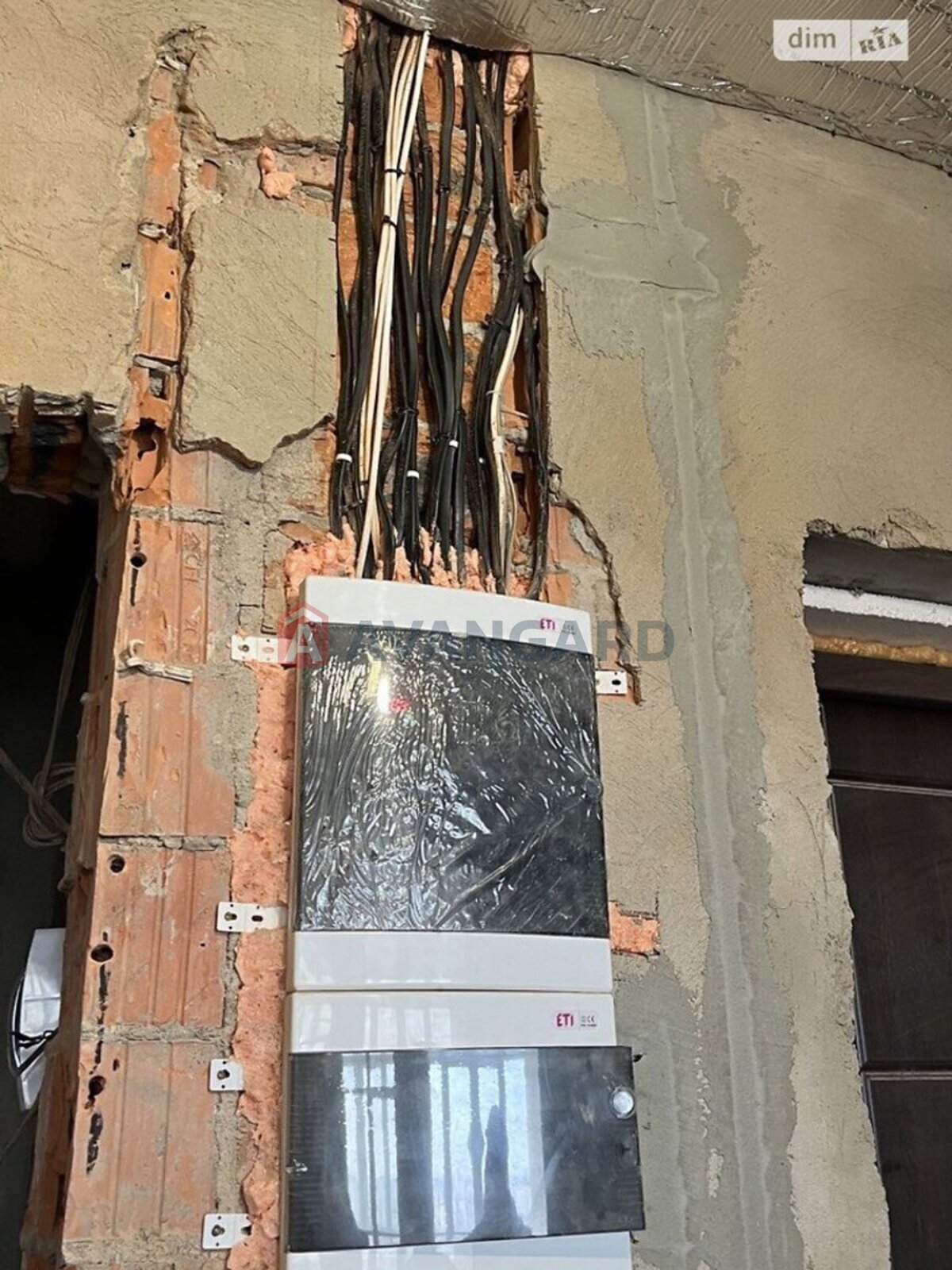5 ����. ��������, 140/-/- ��. �., 7/8 ���� ���� 11