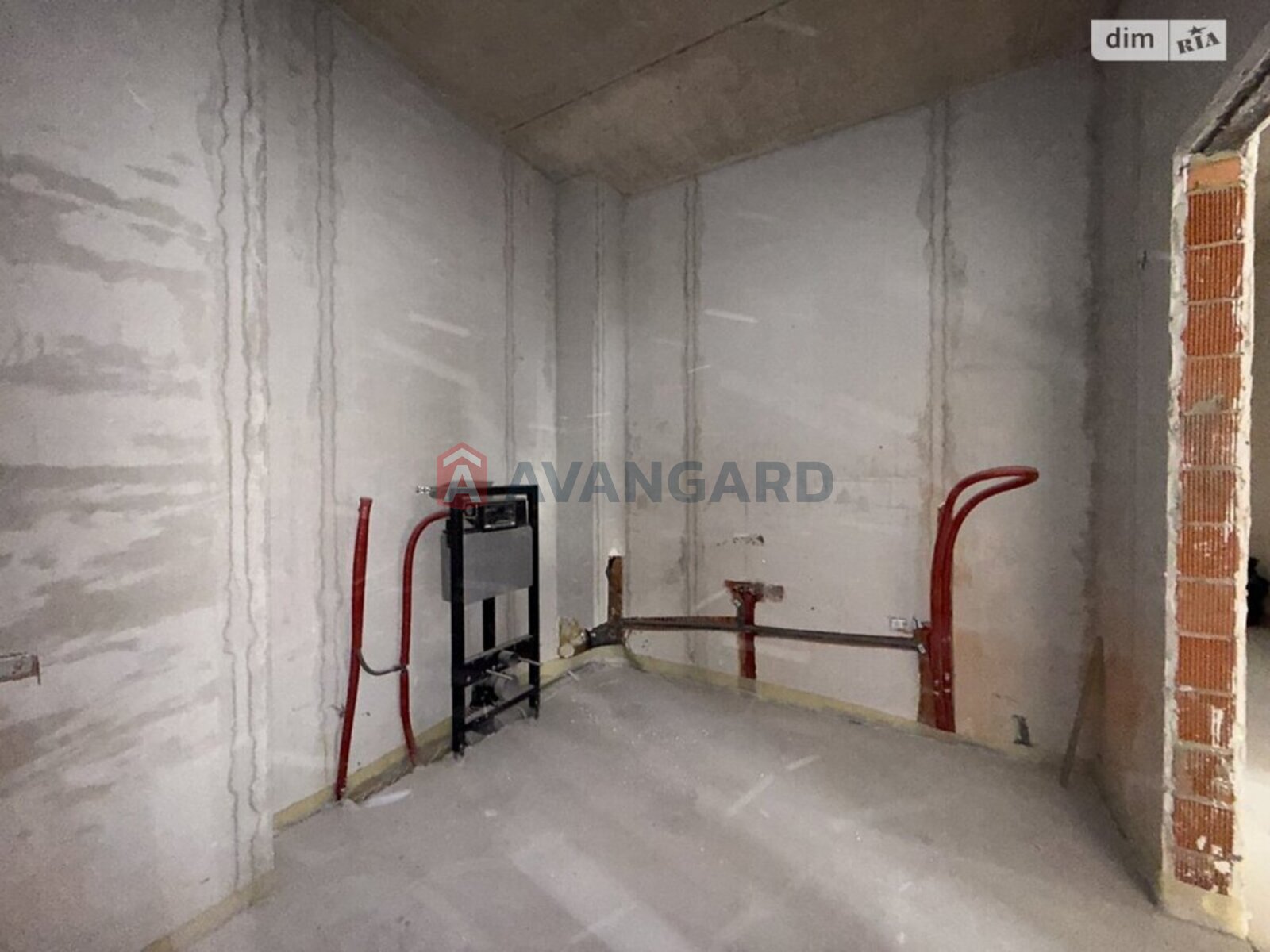 4 ��. ��������, 164/66/36 ��. �., 5/5 ������ ���� 16