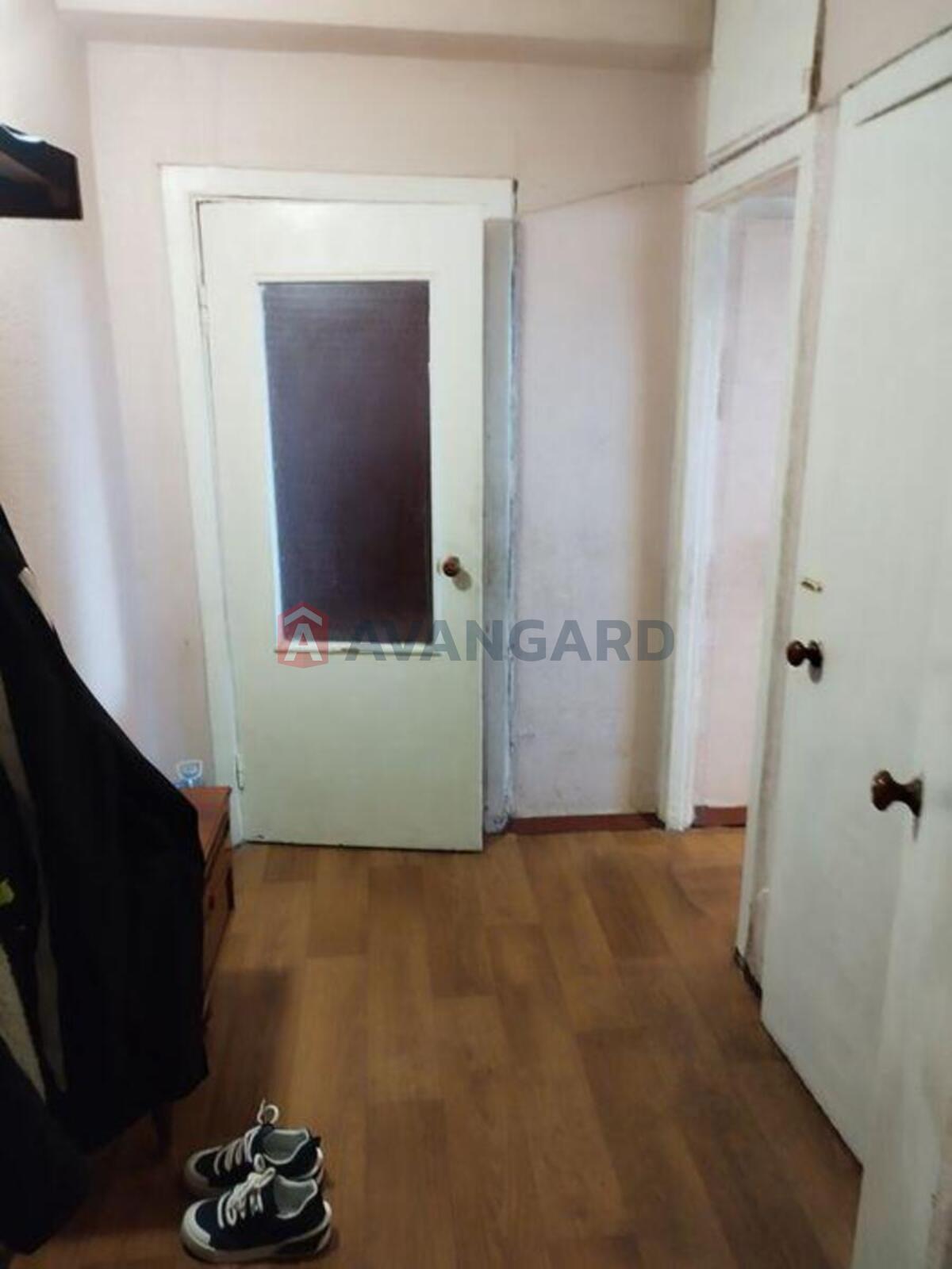 2 ��. ��������, 46/-/6 ��. �., 8/9 ������ ���� 6