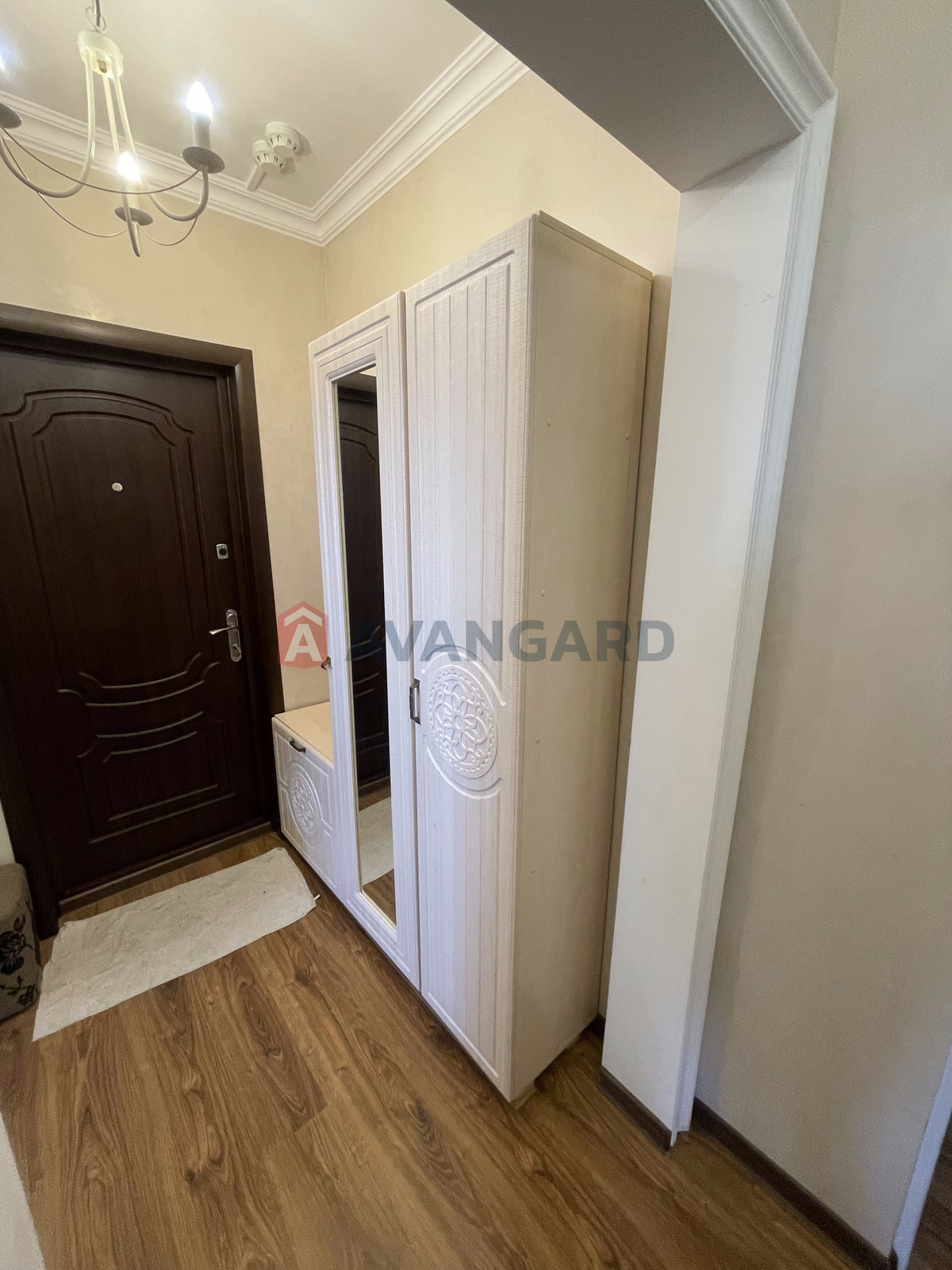 2 ��. ��������, 69/-/13 ��. �., 18/20 ������ ���� 12