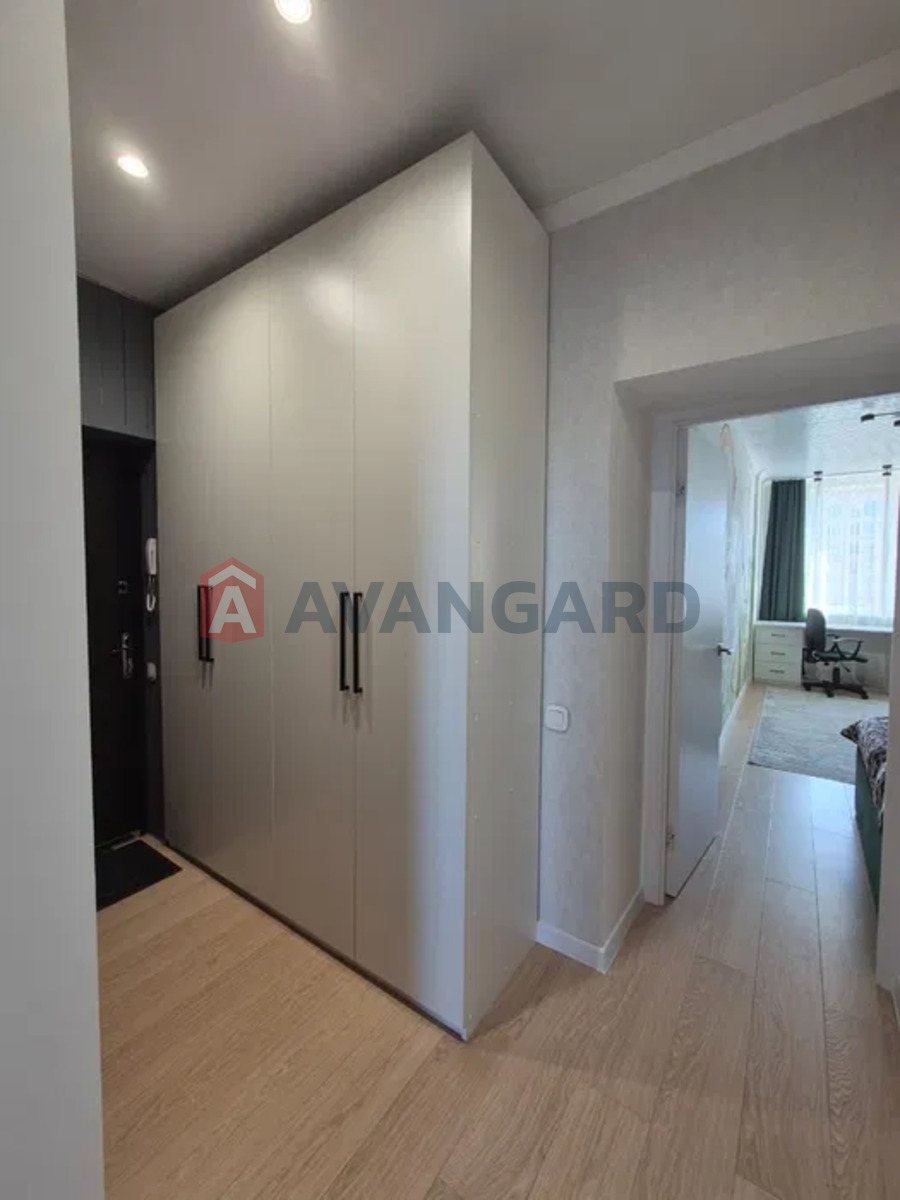 2 ��. ��������, 67/-/24 ��. �., 7/10 ������ ���� 11