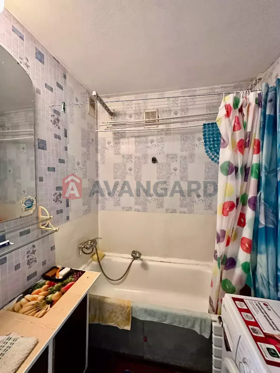 2 ��. ��������, 51/28/7 ��. �., 8/9 ������ ���� 8