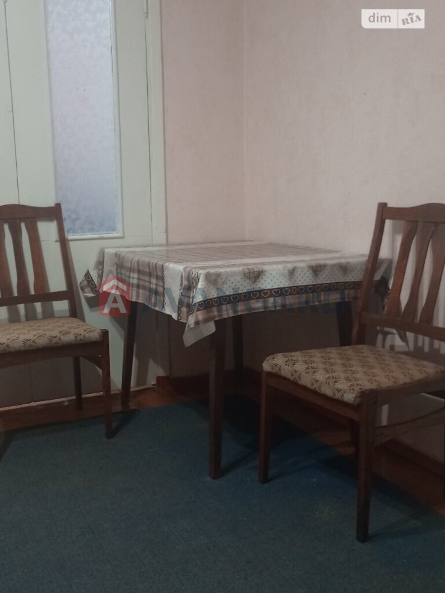 2 ��. ��������, 36/-/5 ��. �., 4/12 ������ ���� 5