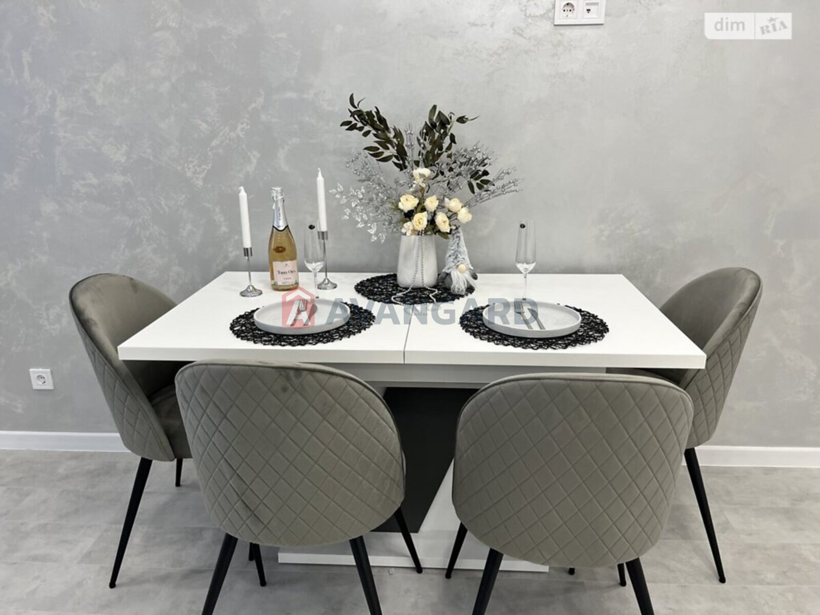 2 ����. ��������, 70/29/24 ��. �., 5/8 ���� ���� 10