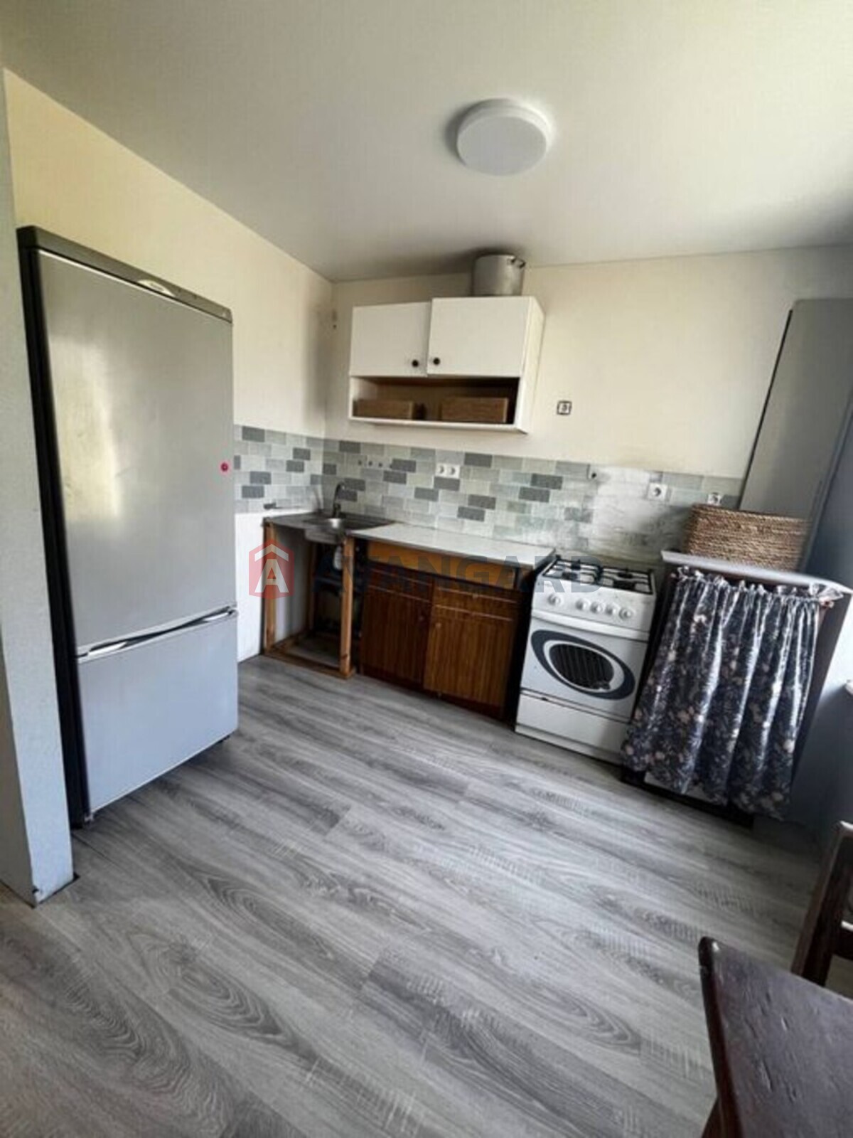 2 . , 50/-/22 . ., 4/9   6