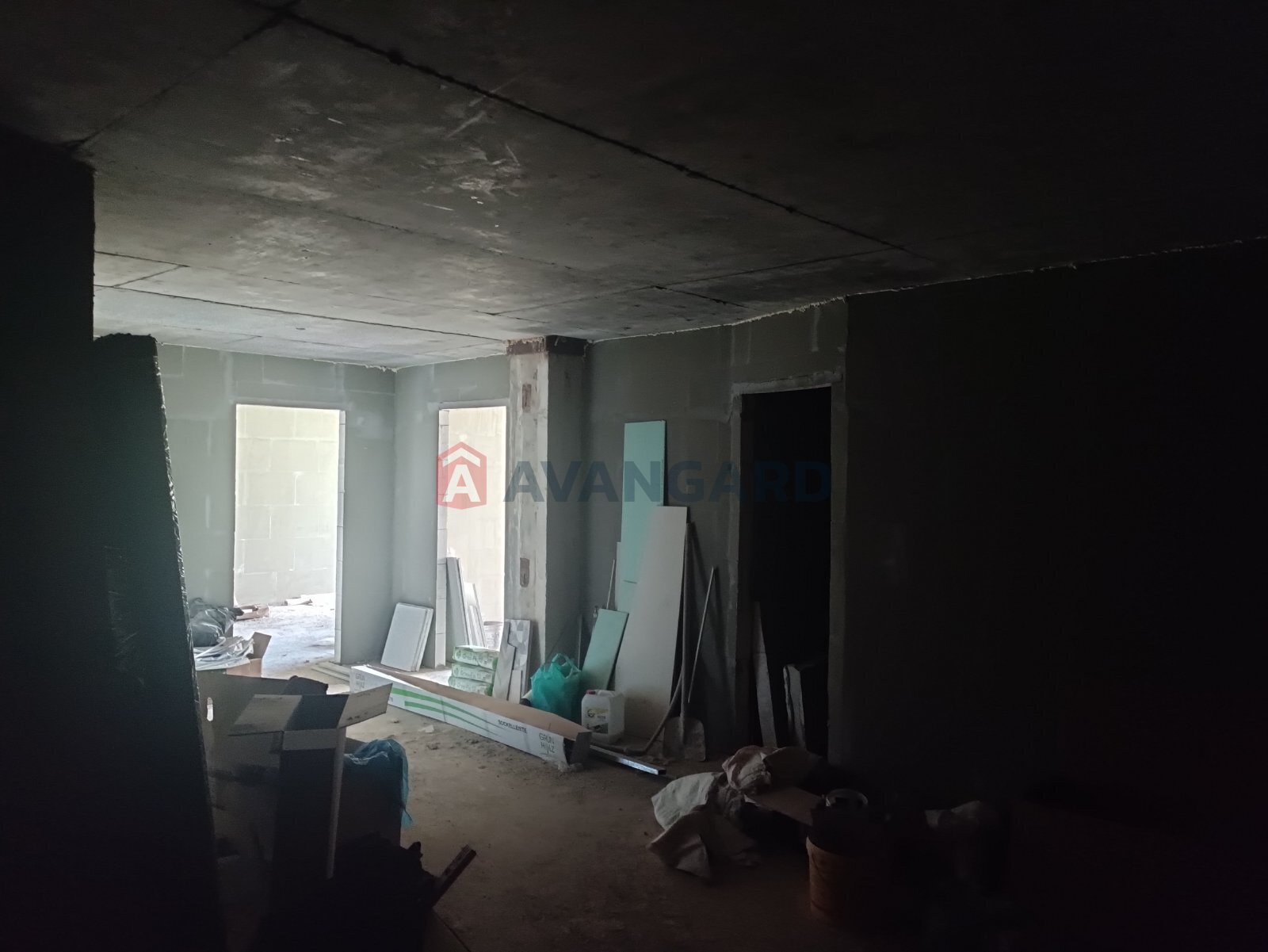 2 ��. ��������, 134/-/- ��. �., 7/8 ������ ���� 6