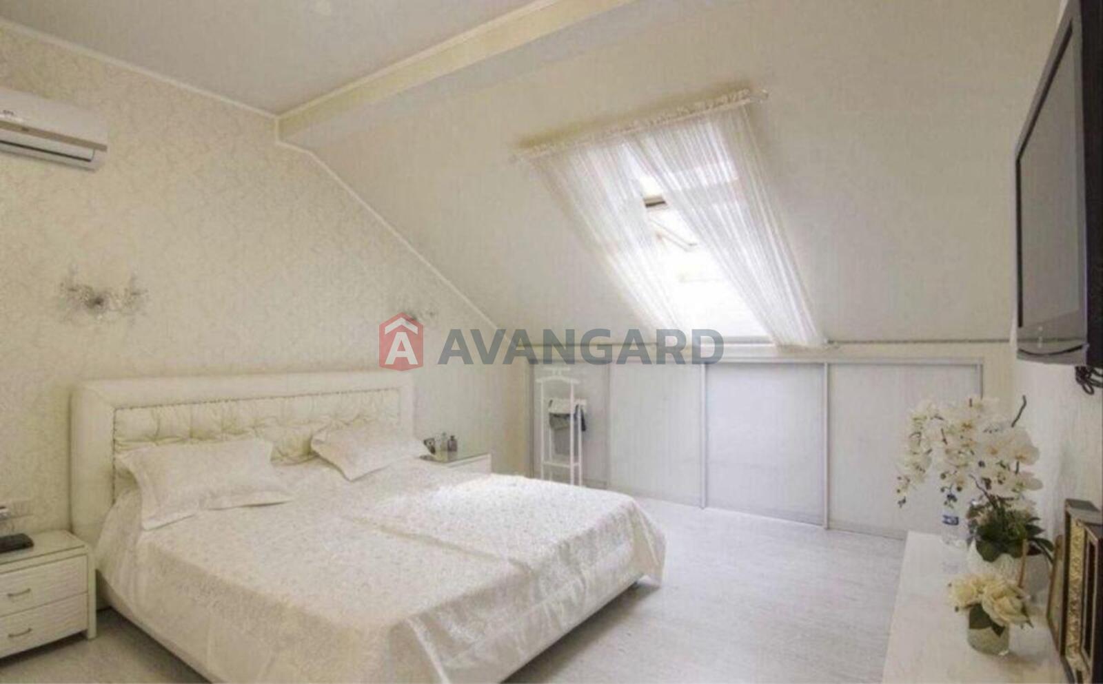 2 ��. ��������, 84/-/25 ��. �., 6/6 ������ ���� 7