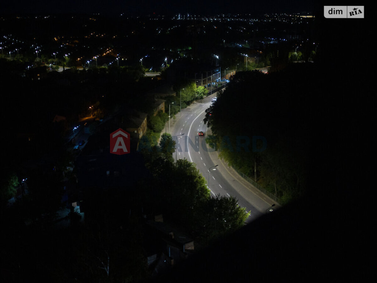 1 ����. ��������, 46/20/14 ��. �., 15/16 ���� ���� 11