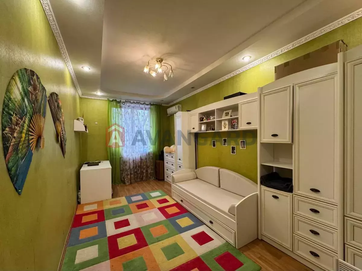 3 ����. ��������, 67/-/- ��. �., 4/4 ���� ���� 6