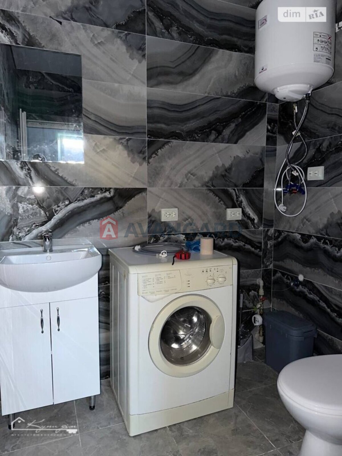 1 ��. ��������, 39/-/- ��. �., 1/10 ������ ���� 8