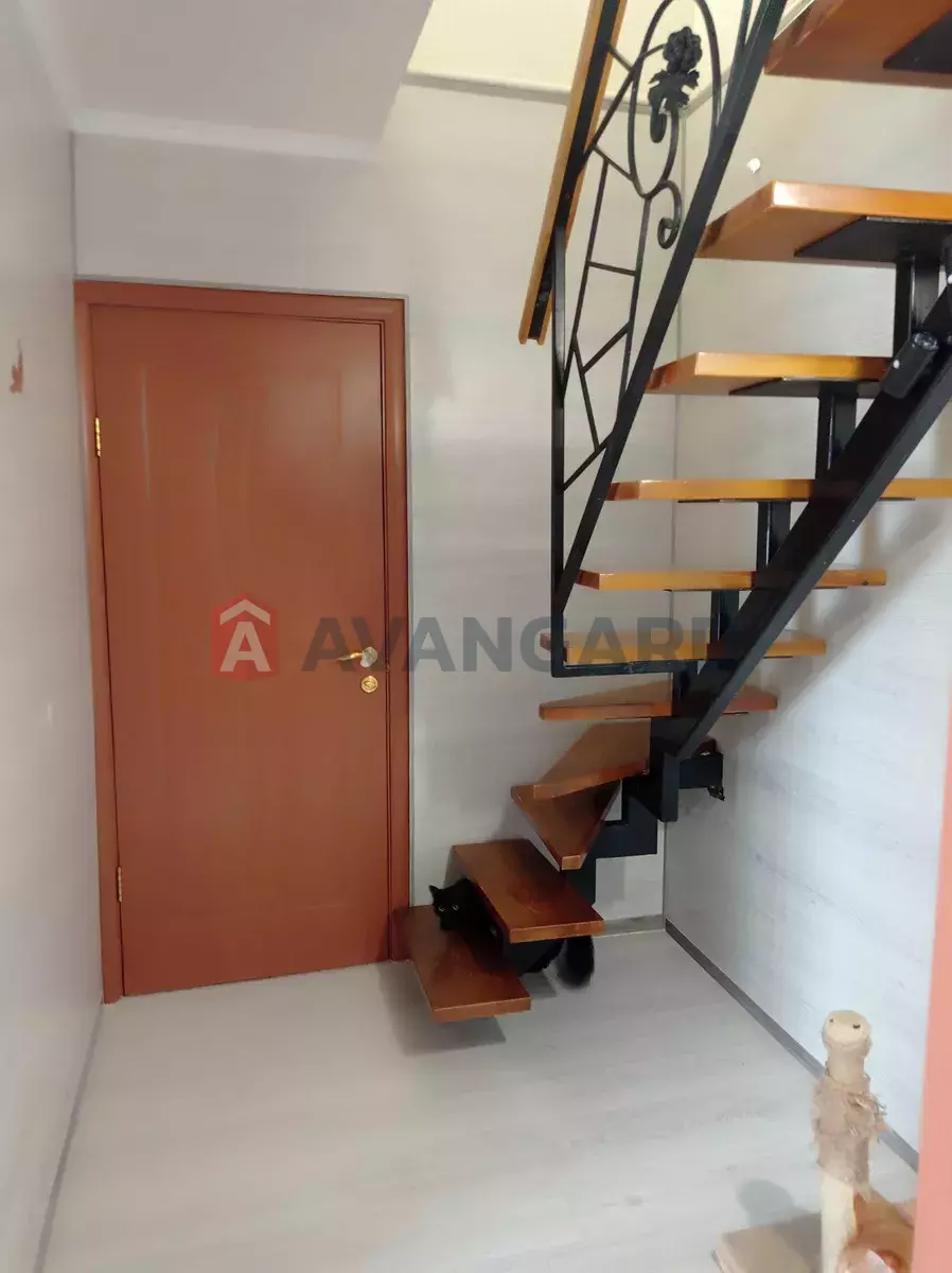 4 ��. ��������, 70/-/7 ��. �., 9/10 ������ ���� 6