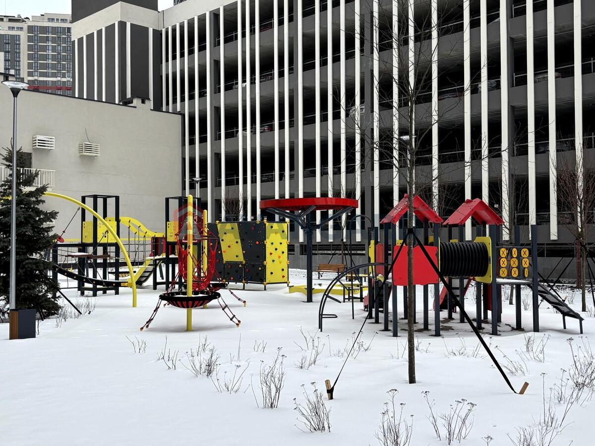 1 ��. ��������, 46.97 / 14.36 / 17.68 �? ��. �., 22/23 ������ ���� 12