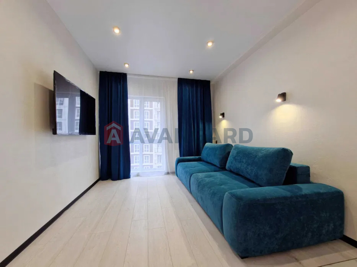 1 . , 42/-/18 . ., 14/21   4