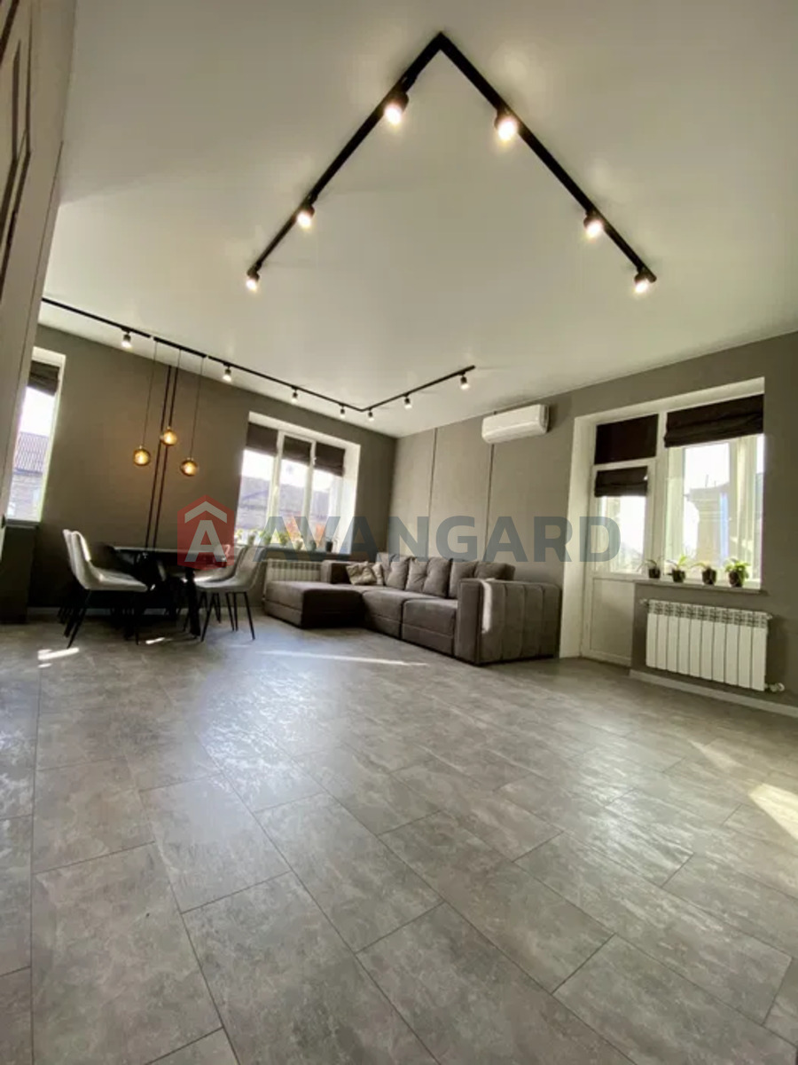 3 ����. ��������, 75/-/7 ��. �., 5/5 ���� ���� 2