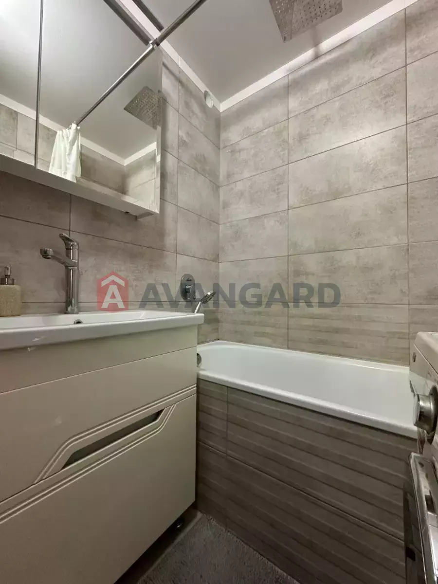 3 ��. ��������, 66/40/10 ��. �., 10/10 ������ ���� 15