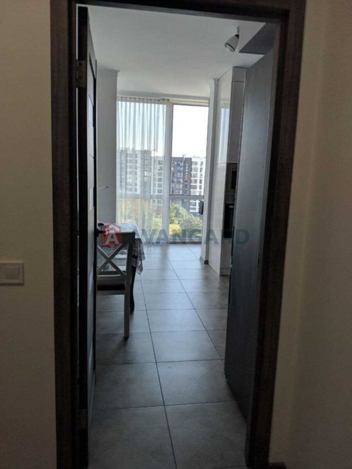 1 ����. ��������, 43/-/18 ��. �., 6/10 ���� ���� 6