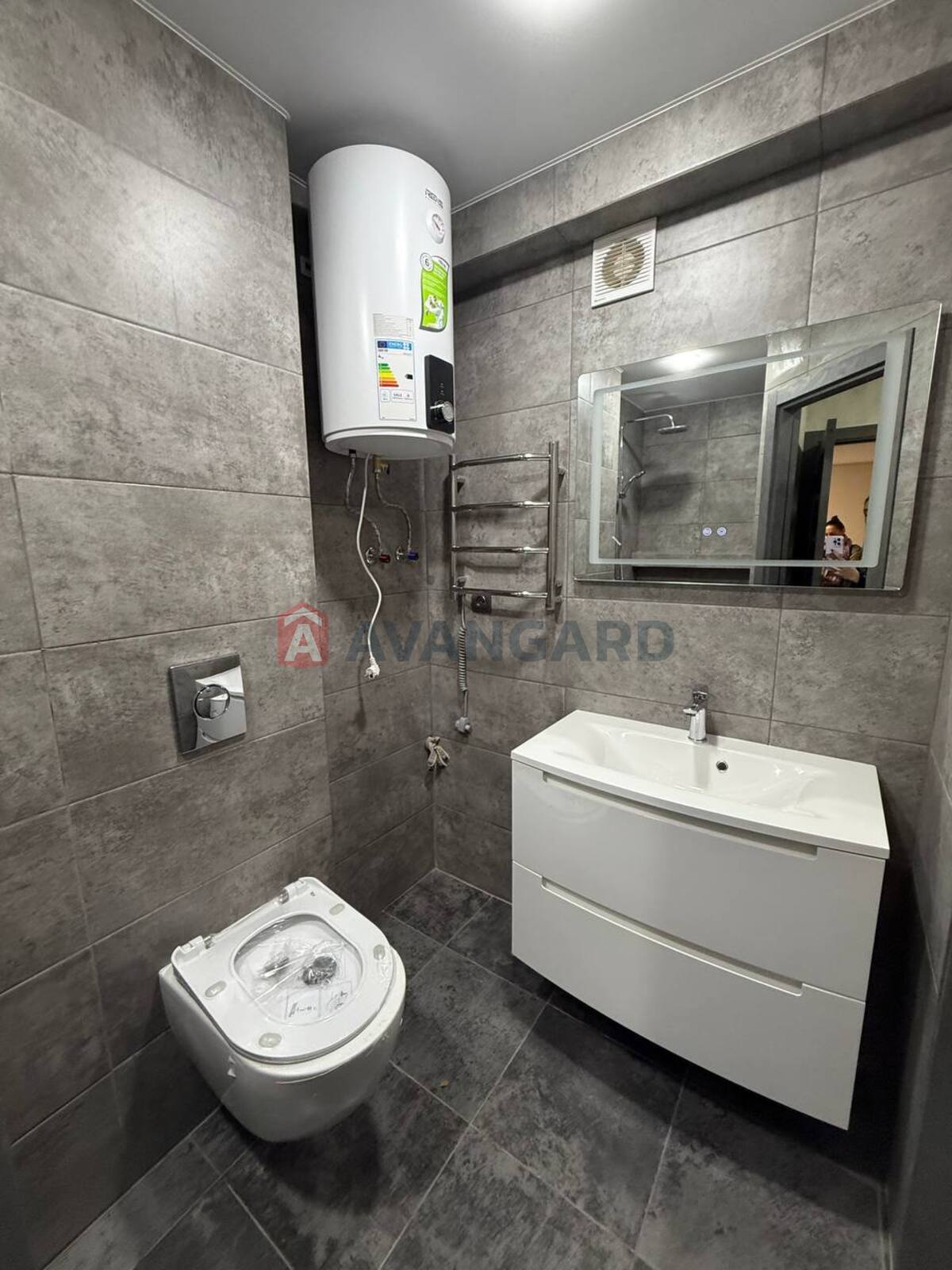 1 ��. ��������, 30/15/7 ��. �., 3/5 ������ ���� 16