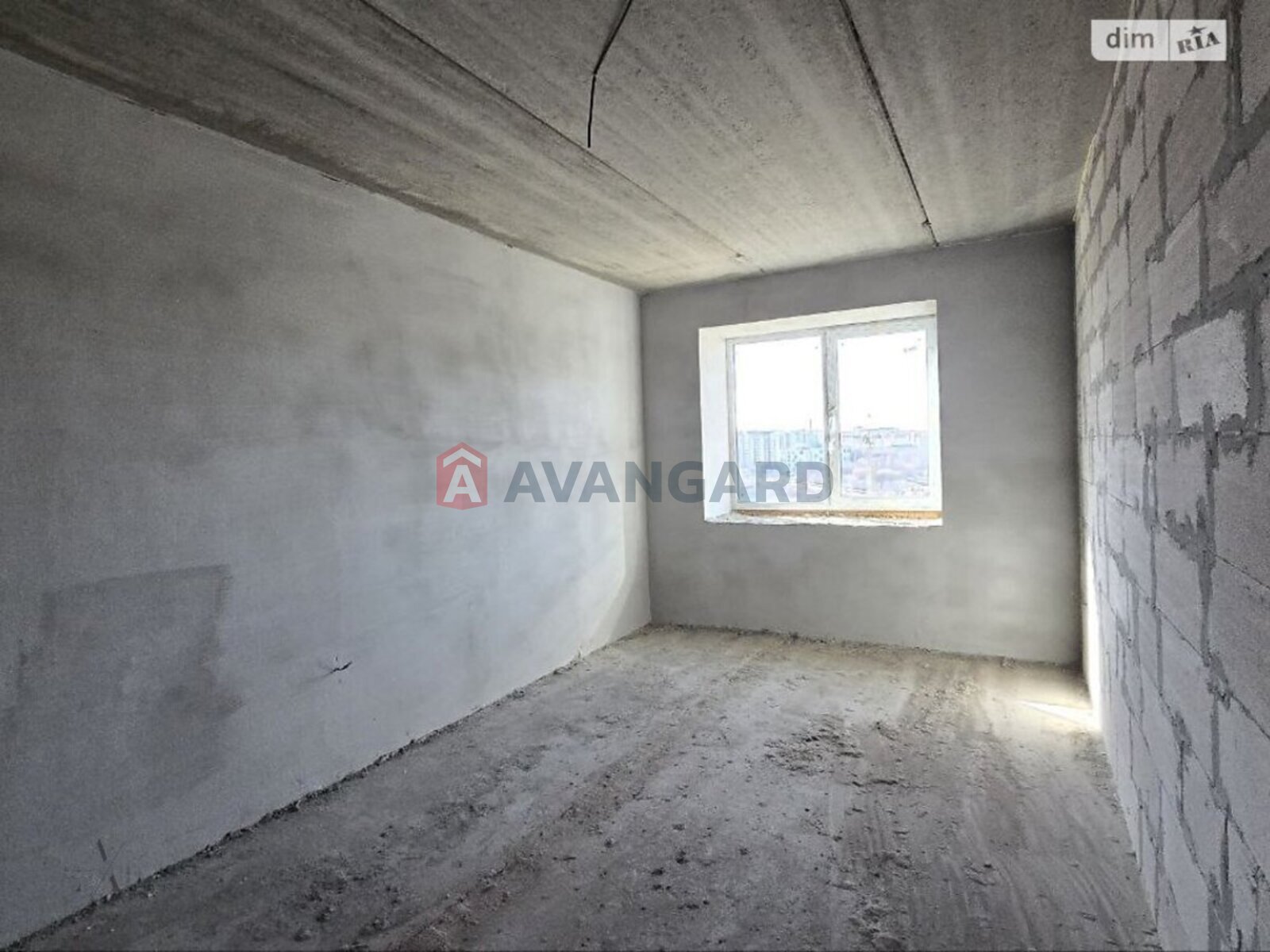 3 ��. ��������, 83/47/17 ��. �., 8/10 ������ ���� 18