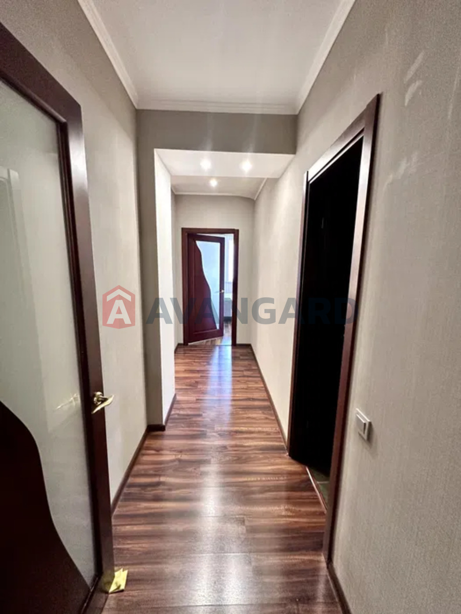 1 ��. ��������, 93/-/30 ��. �., 9/11 ������ ���� 15