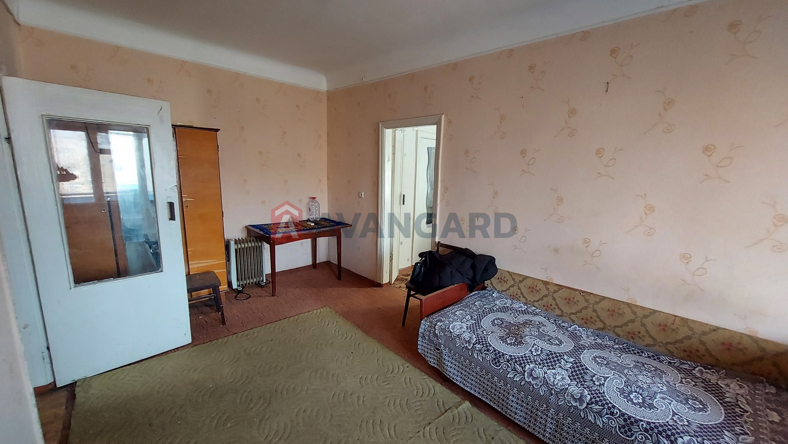 2 ����. ��������, 45/-/6 ��. �., 5/5 ���� ���� 5