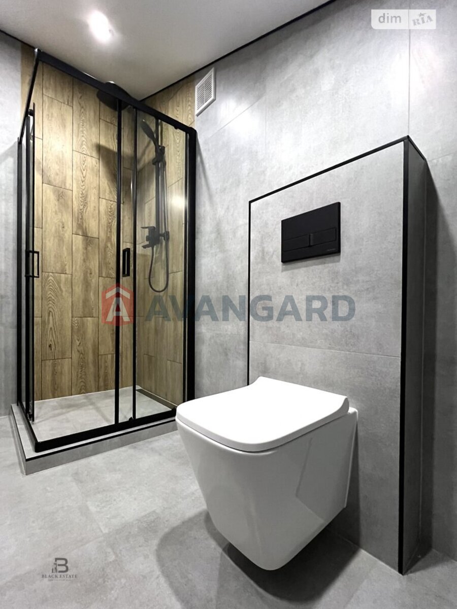 1 ��. ��������, 40/-/15 ��. �., 3/3 ������ ���� 6