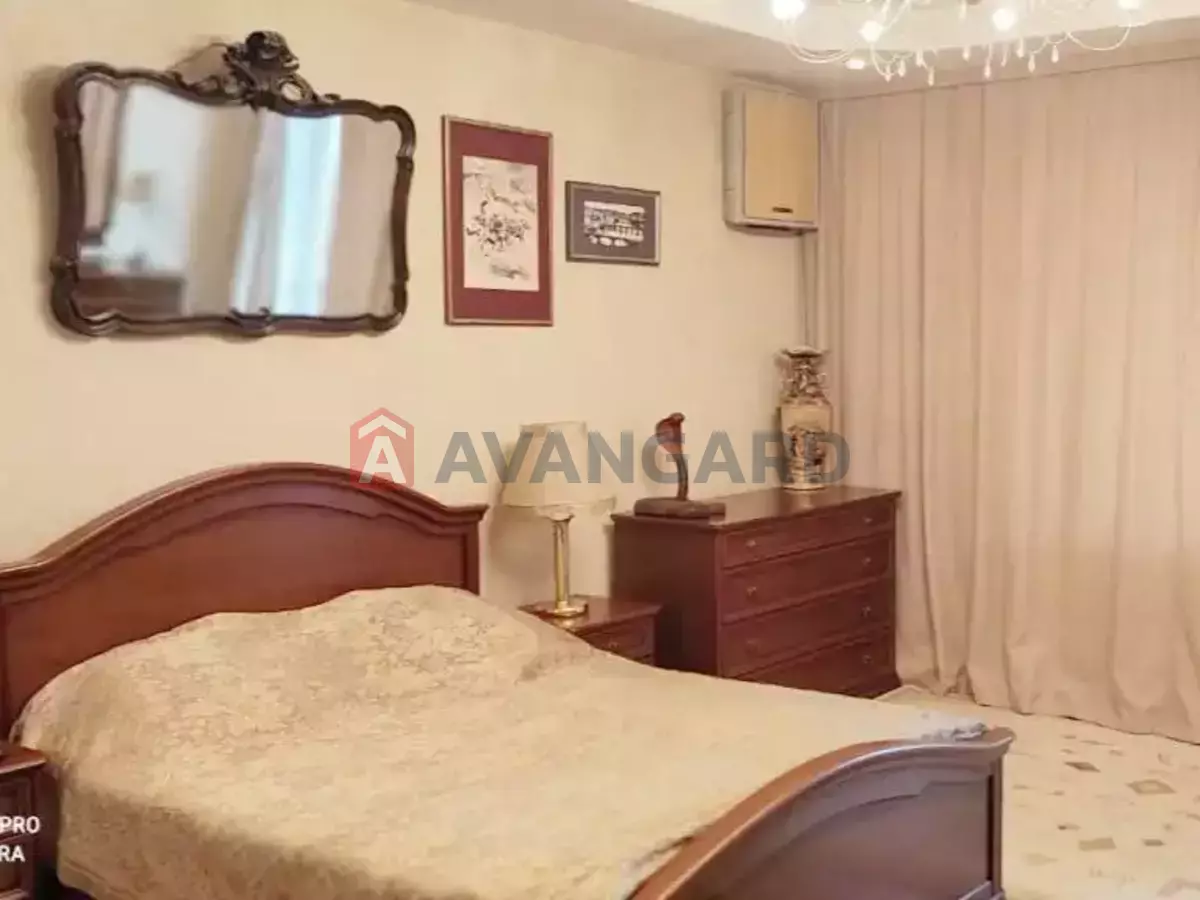 4 ��. ��������, 195/-/- ��. �., 15/15 ������ ���� 12