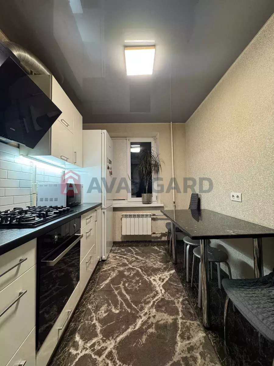 2 ��. ��������, 45/-/7 ��. �., 3/10 ������ ���� 1