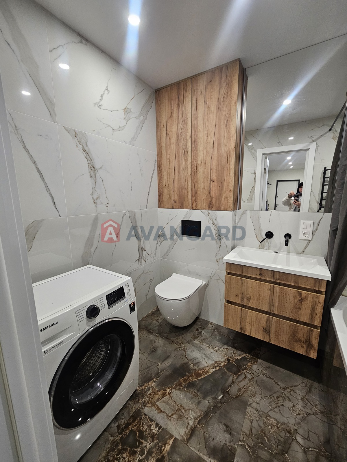 2 ��. ��������, 54/-/18 ��. �., 8/10 ������ ���� 16