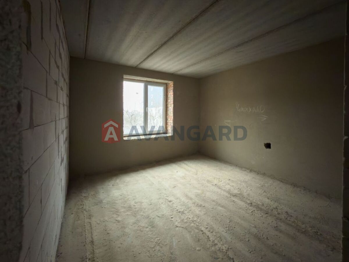 2 ��. ��������, 71/-/11 ��. �., 4/10 ������ ���� 6