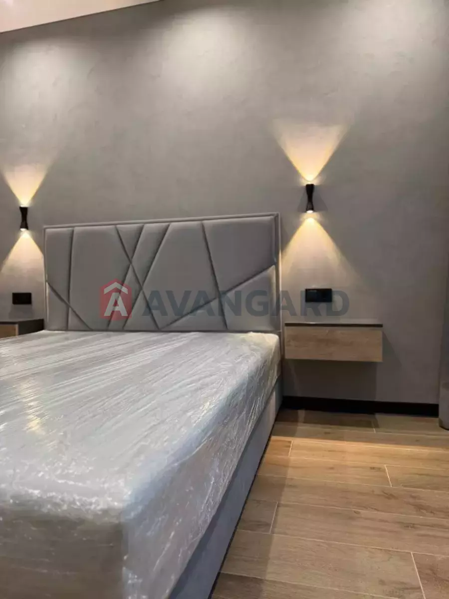 1 ��. ��������, 45/18/15 ��. �., 8/10 ������ ���� 12