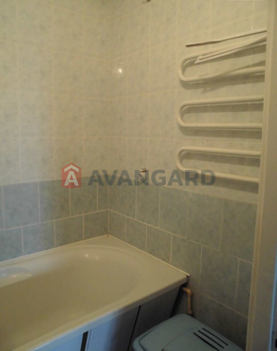 2 ��. ��������, 51/28/7 ��. �., 9/9 ������ ���� 8