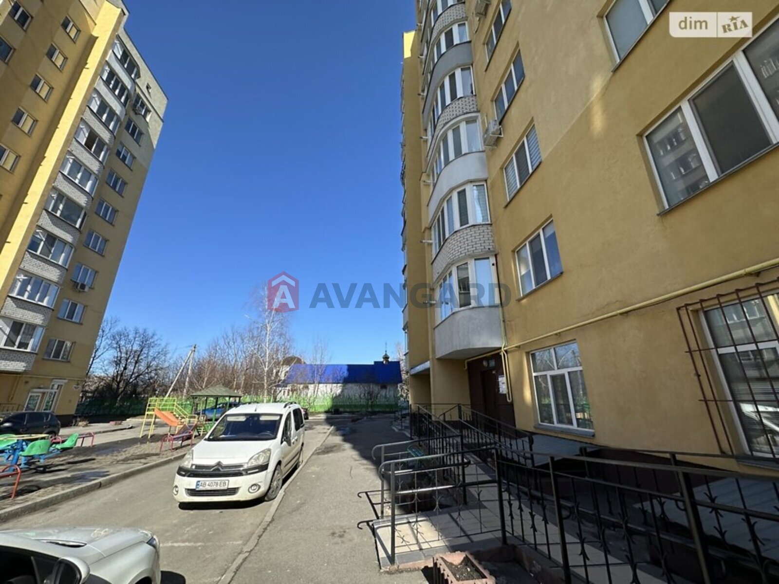 2 ����. ��������, 72/-/15 ��. �., 8/10 ���� ���� 4