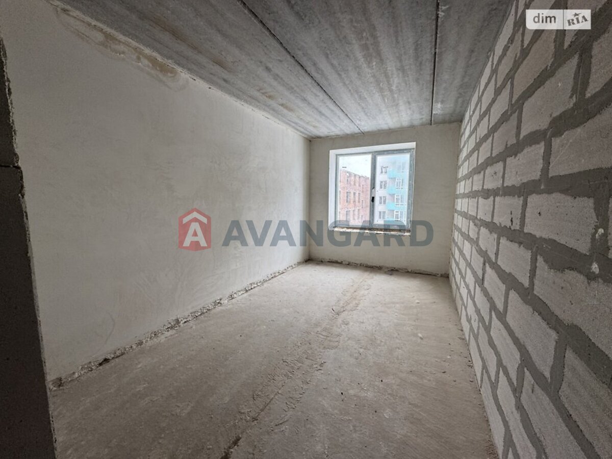 2 ��. ��������, 46/25/10 ��. �., 3/10 ������ ���� 8