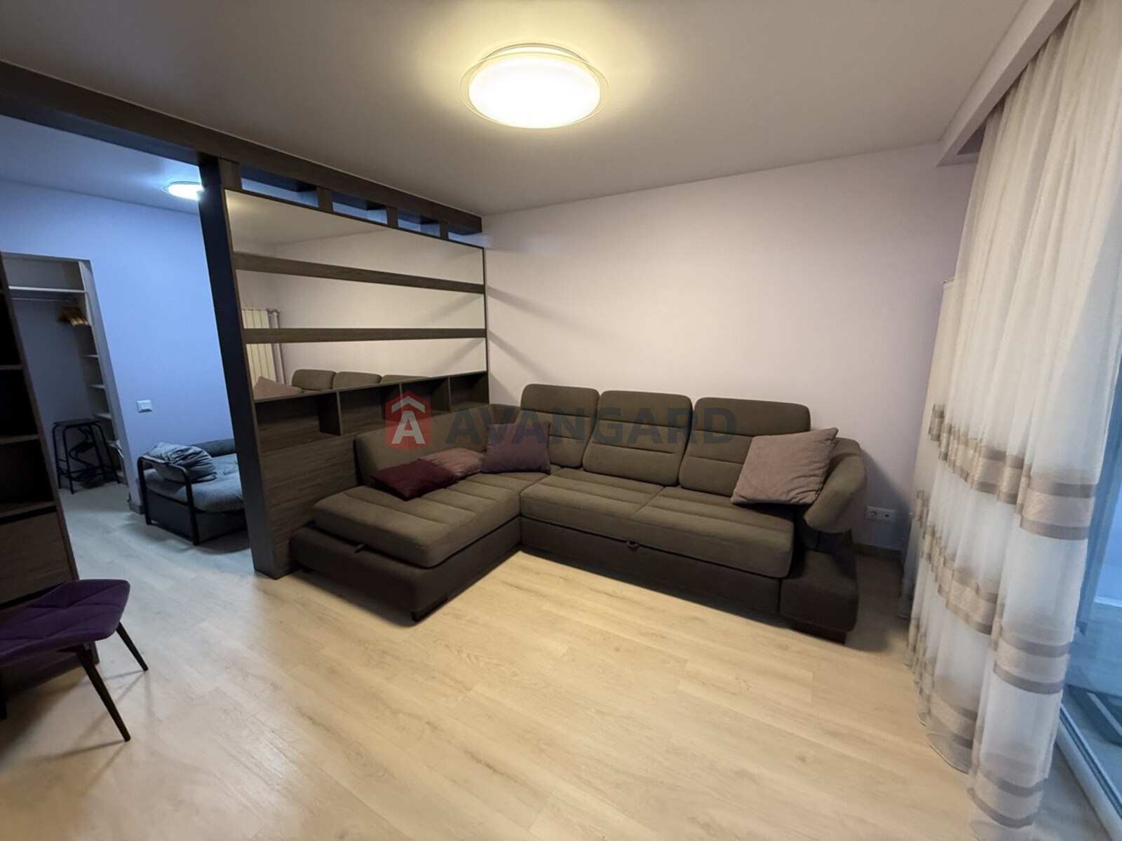 1 ��. ��������, 40/-/15 ��. �., 3/9 ������ ���� 7