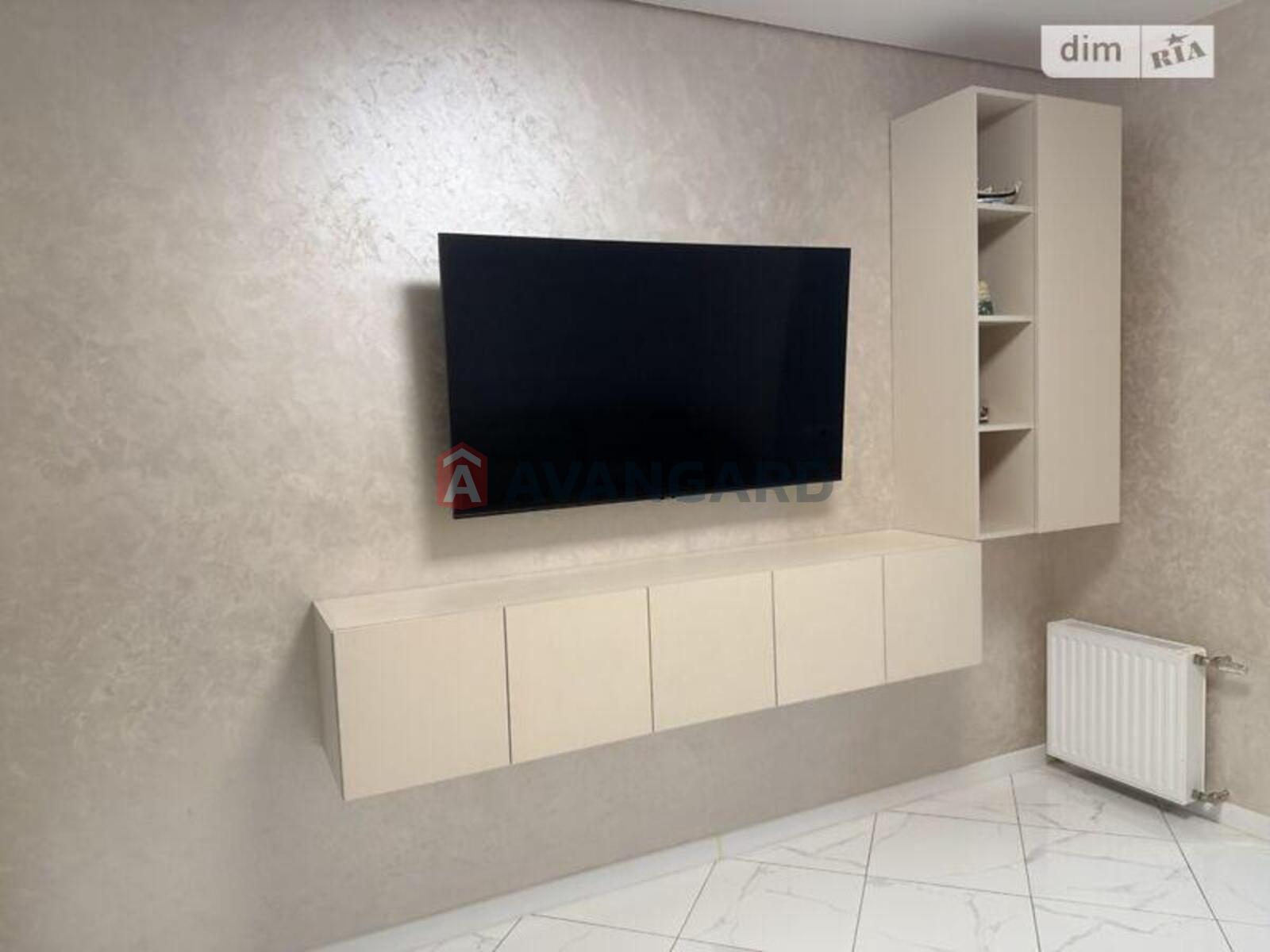 2 ��. ��������, 62/44/15 ��. �., 5/14 ������ ���� 2