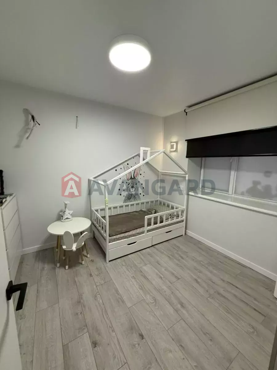 2 ��. ��������, 60/-/15 ��. �., 12/12 ������ ���� 10