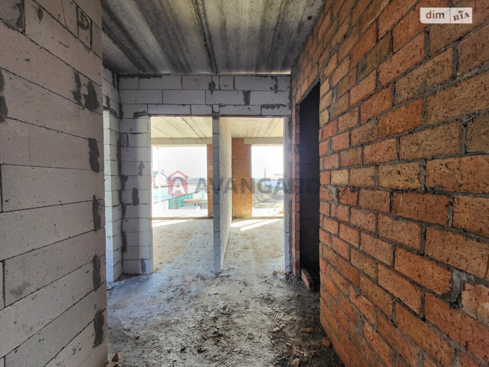 2 ��. ��������, 76/-/15 ��. �., 2/5 ������ ���� 11