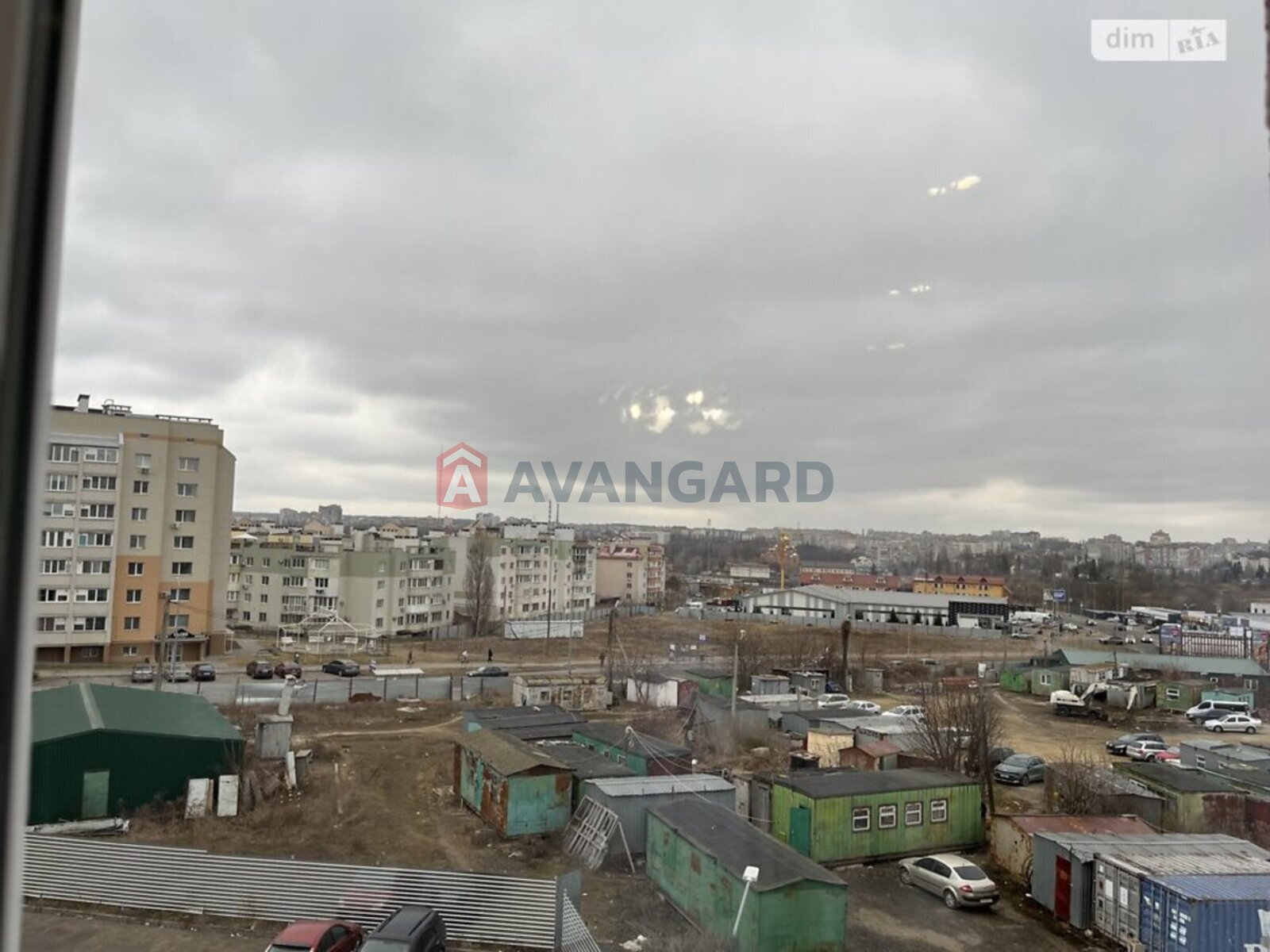 2 ��. ��������, 70/32/26 ��. �., 4/8 ������ ���� 12