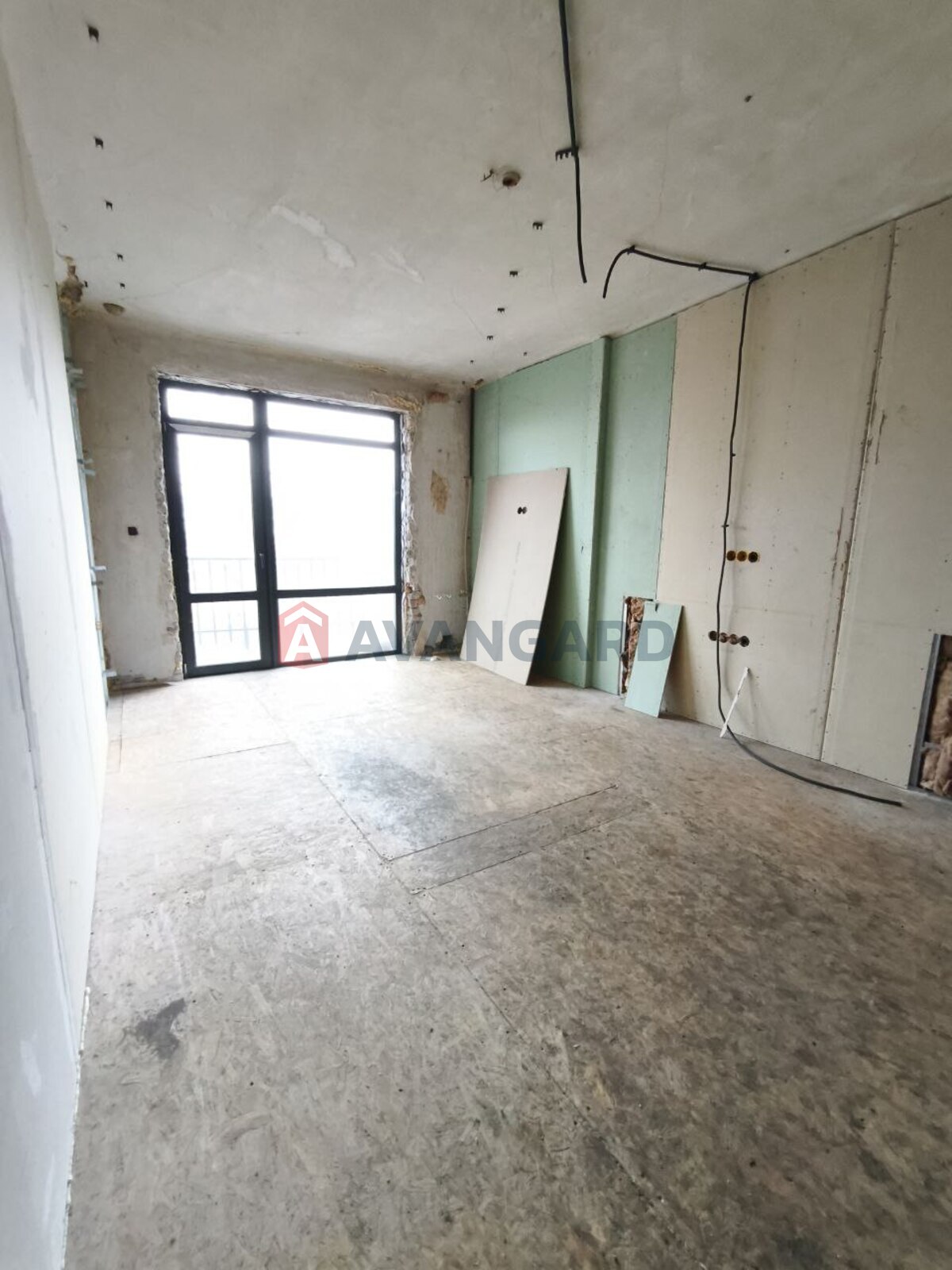 2 ��. ��������, 50/33/8 ��. �., 4/4 ������ ���� 1