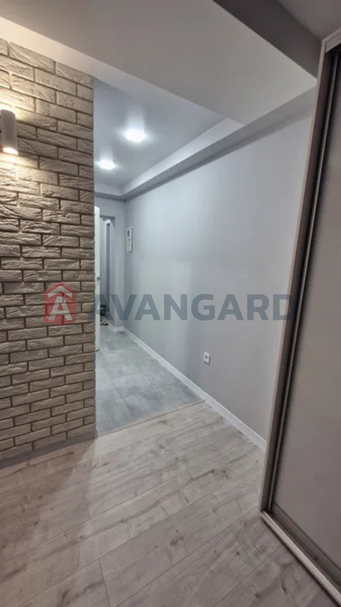 3 ����. ��������, 47/-/7 ��. �., 1/5 ���� ���� 5